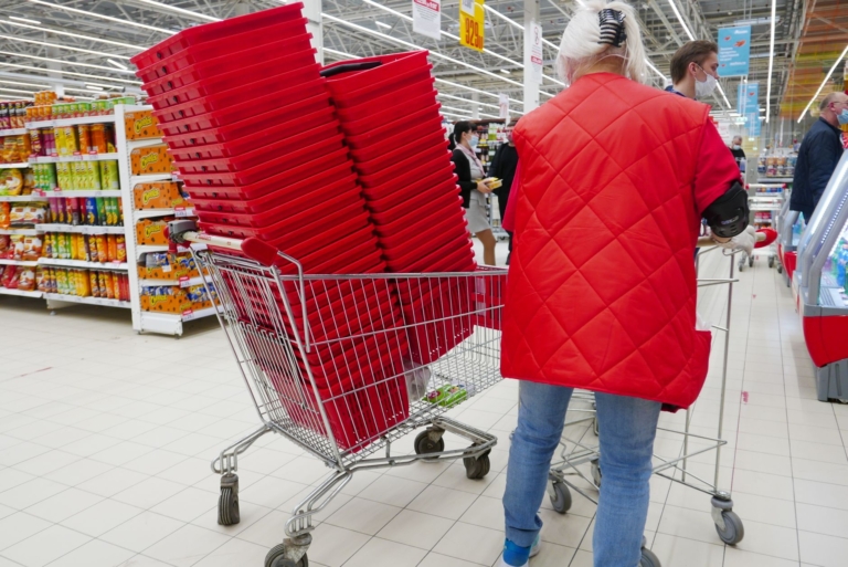 Lidl ve Aldi, süpermarket düzenlemelerine tabi olacak